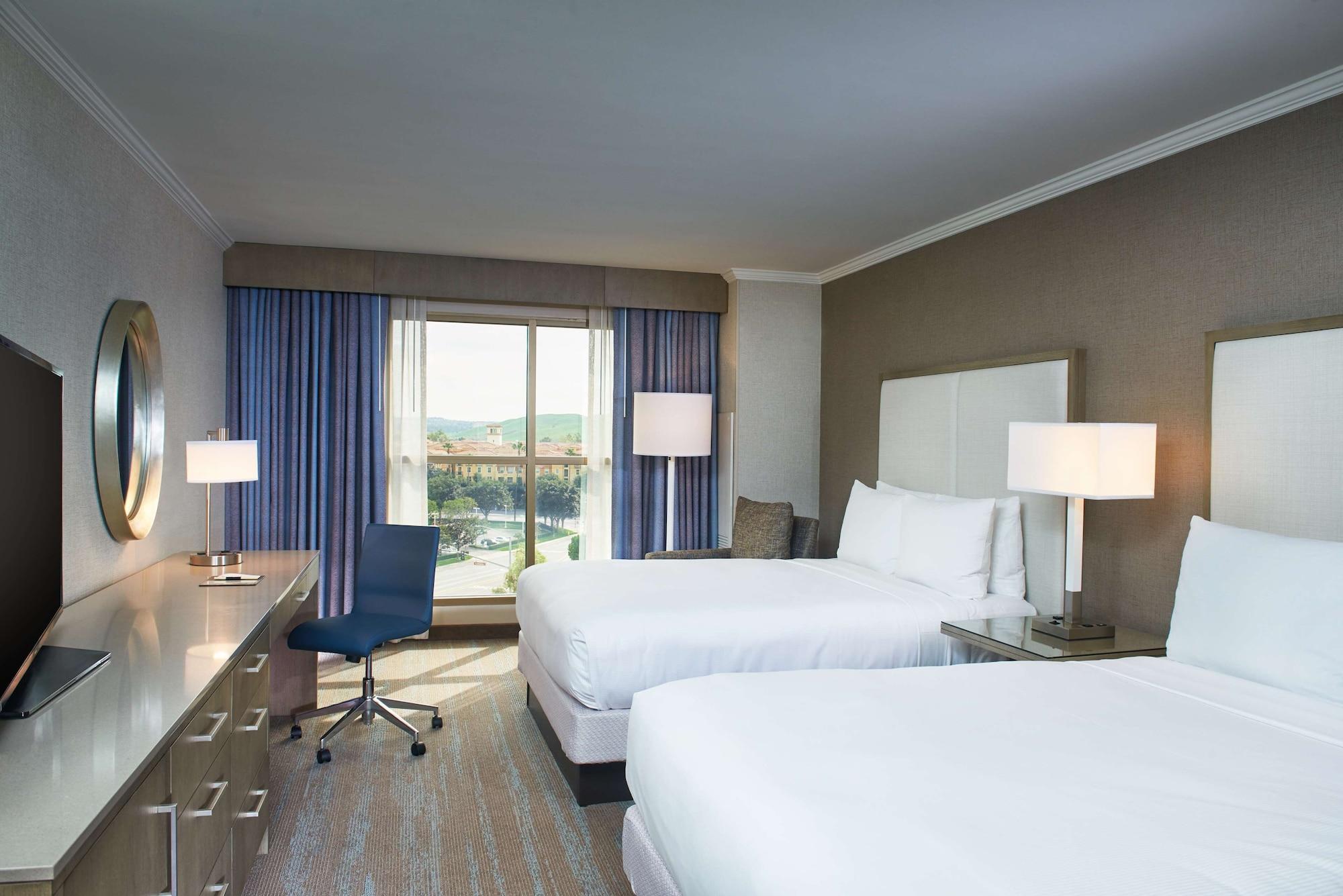 Doubletree By Hilton Spectrum Hotel 3*