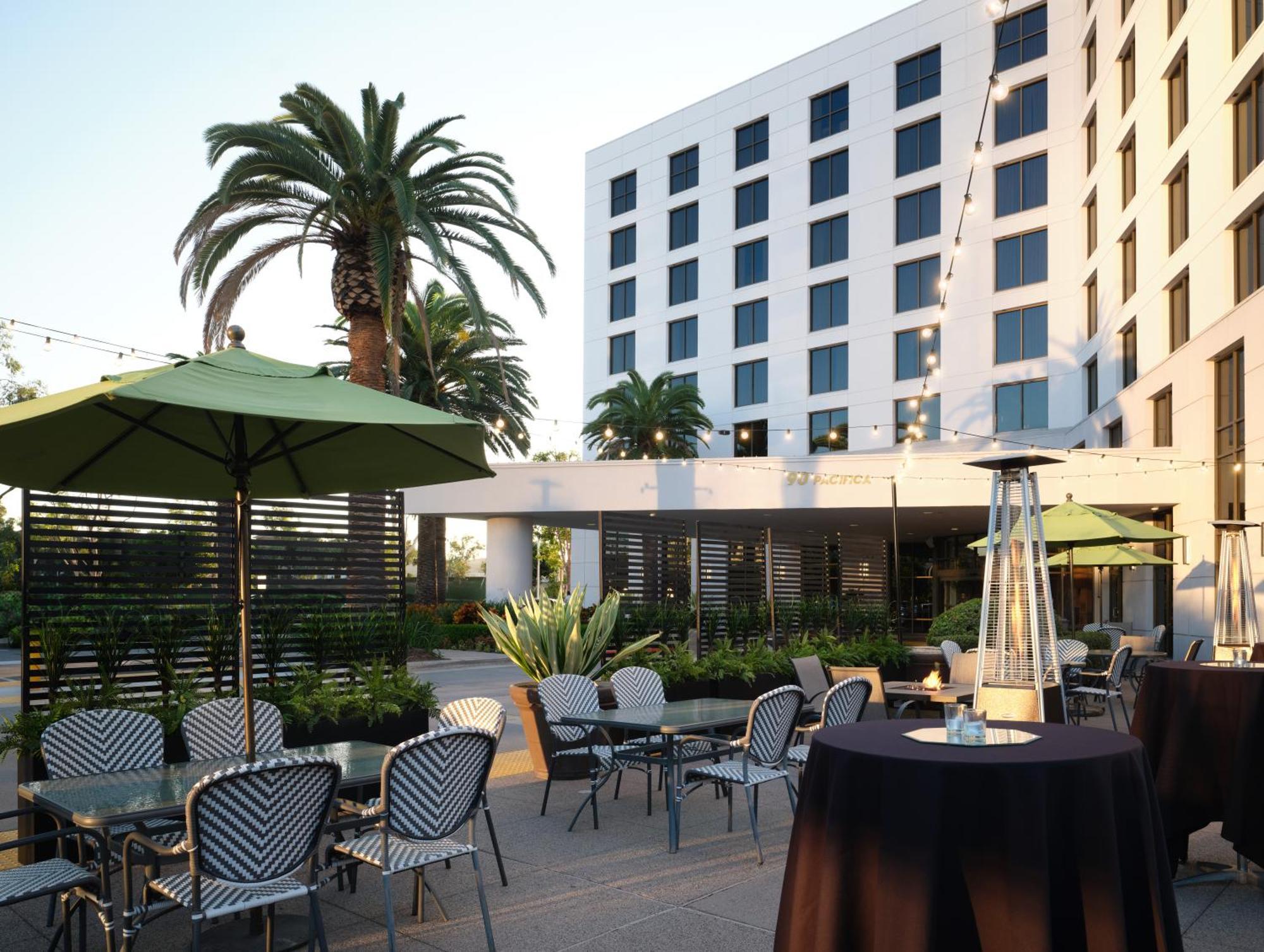 Hotel Doubletree By Hilton Spectrum 3*