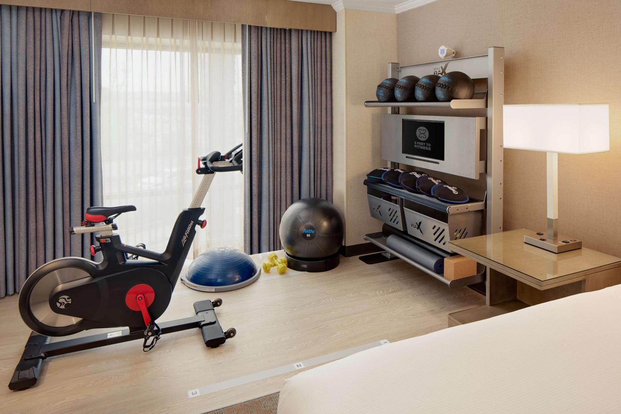 Doubletree By Hilton Spectrum Hotel 3*